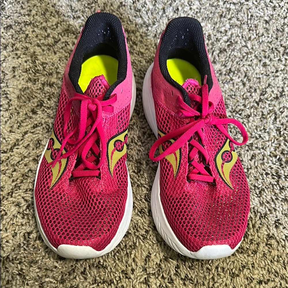 Saucony Pink Athletic Shoes with Breathable Mesh Uppers